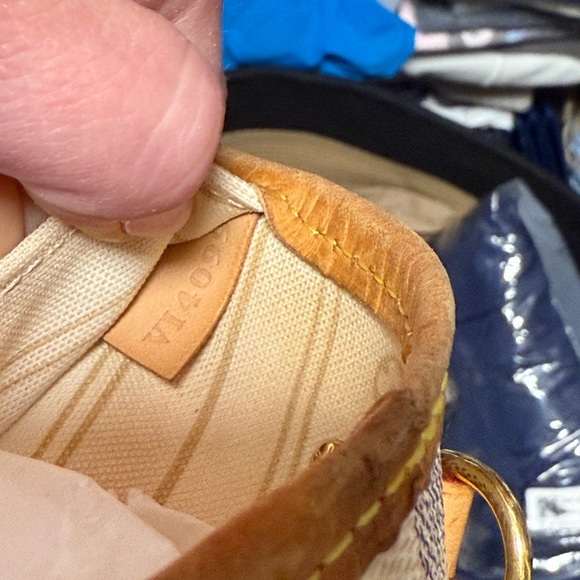 Louis Vuttion | Neverfull PM | Damier Azure | Cream & Blue | Preloved - Picture 12 of 12